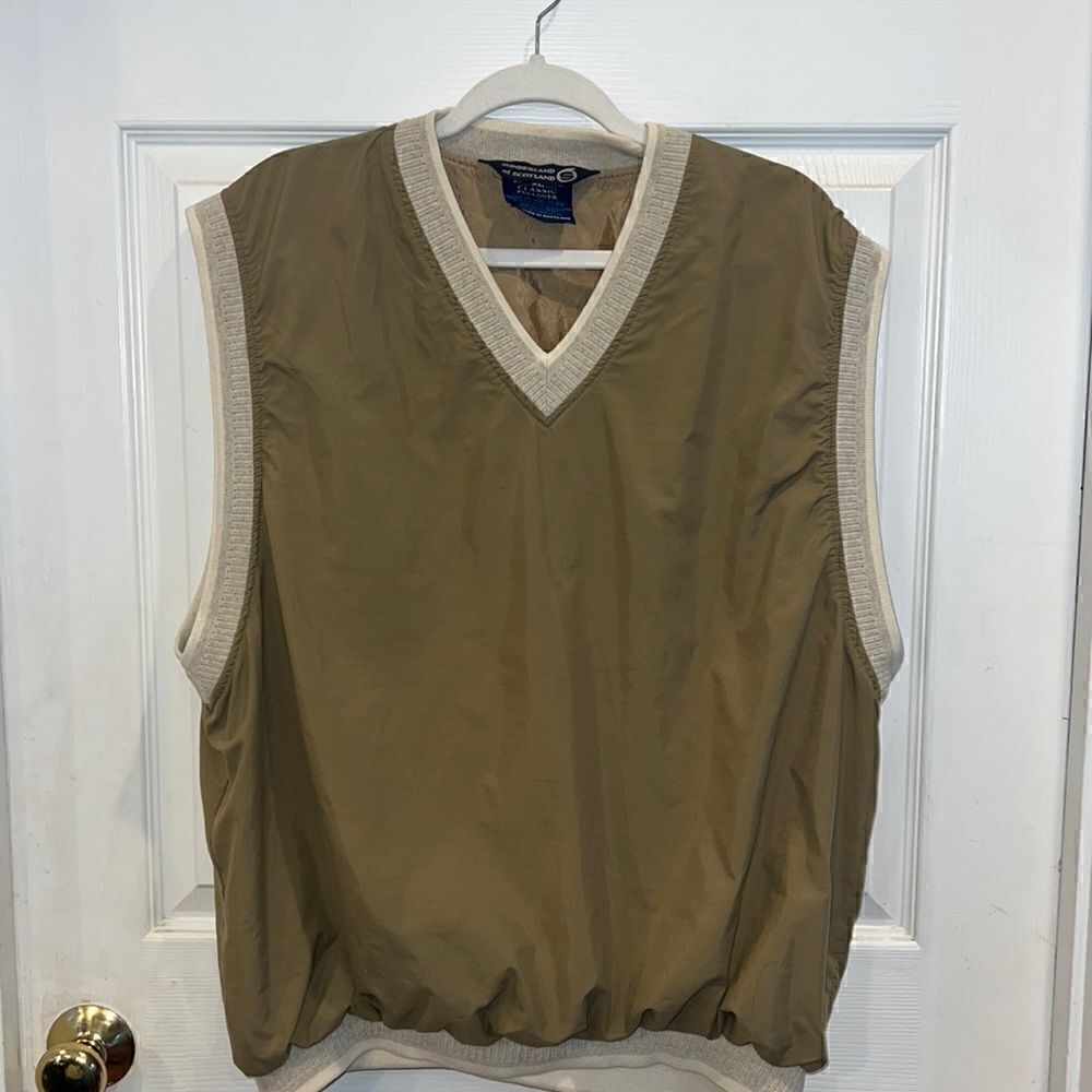 Sunderland of Scotland Men’s XL Golf Vest Designed in Scotland